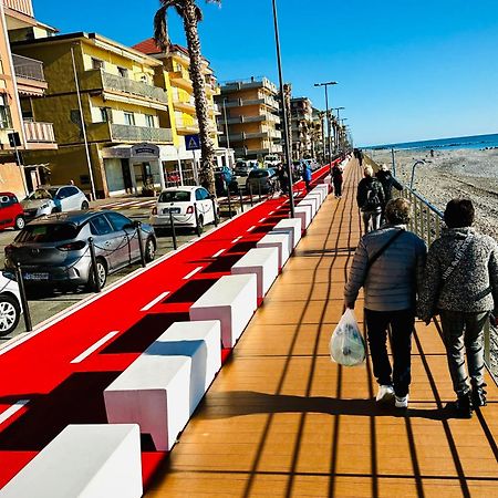 Appartamento Al Mare Ventimiglia Kültér fotó